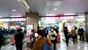 新宿駅京王新線の改札
