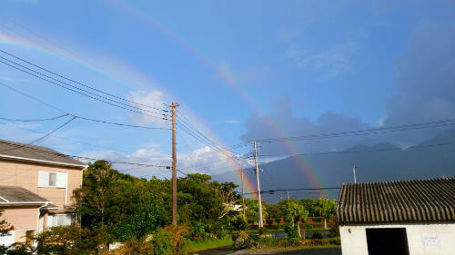 八丈島の二重の虹